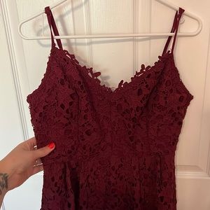 WINE RED LACE MIDI DRESS ASTR THE LABEL